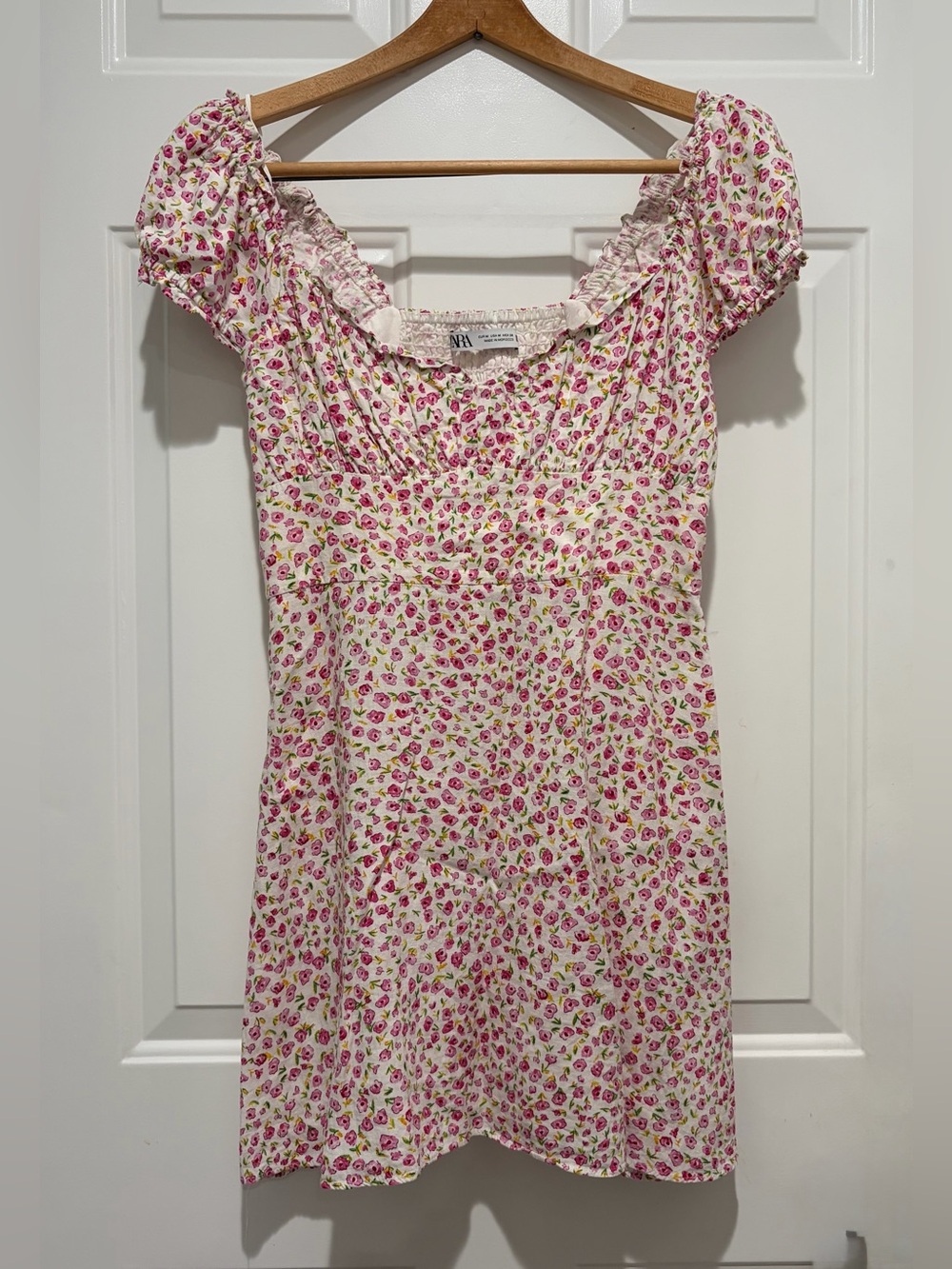 Zara Cream Floral Mini Dress with Cute Pink Roses, Medium